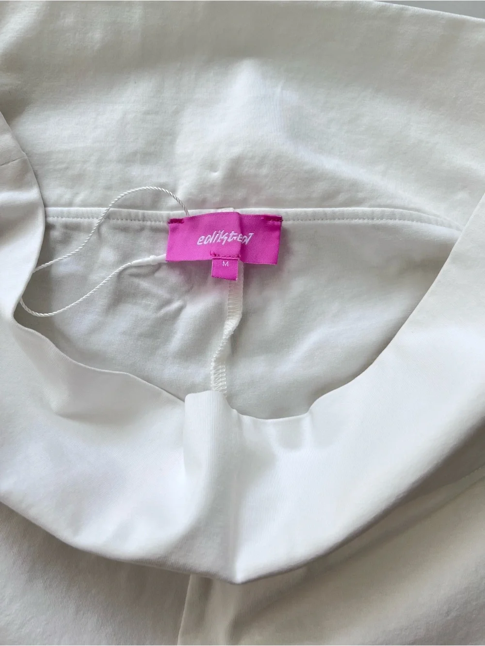 Edikted White Pablo Foldover shorts size medium - like new - Picture 6 of 6
